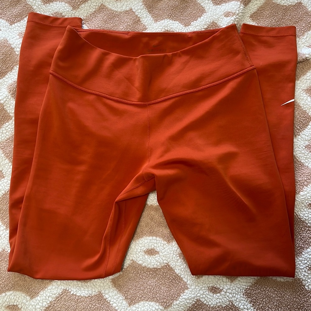 Orange Nike dry fit leggings
